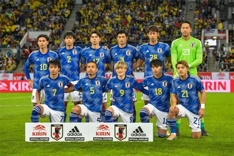 鈴木優磨 日本代表 - 彼のプレースタイルは未来のサッカーを変えるか？